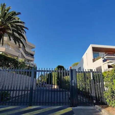 Apartamento Et Parking Prive A 50m De La Mer *